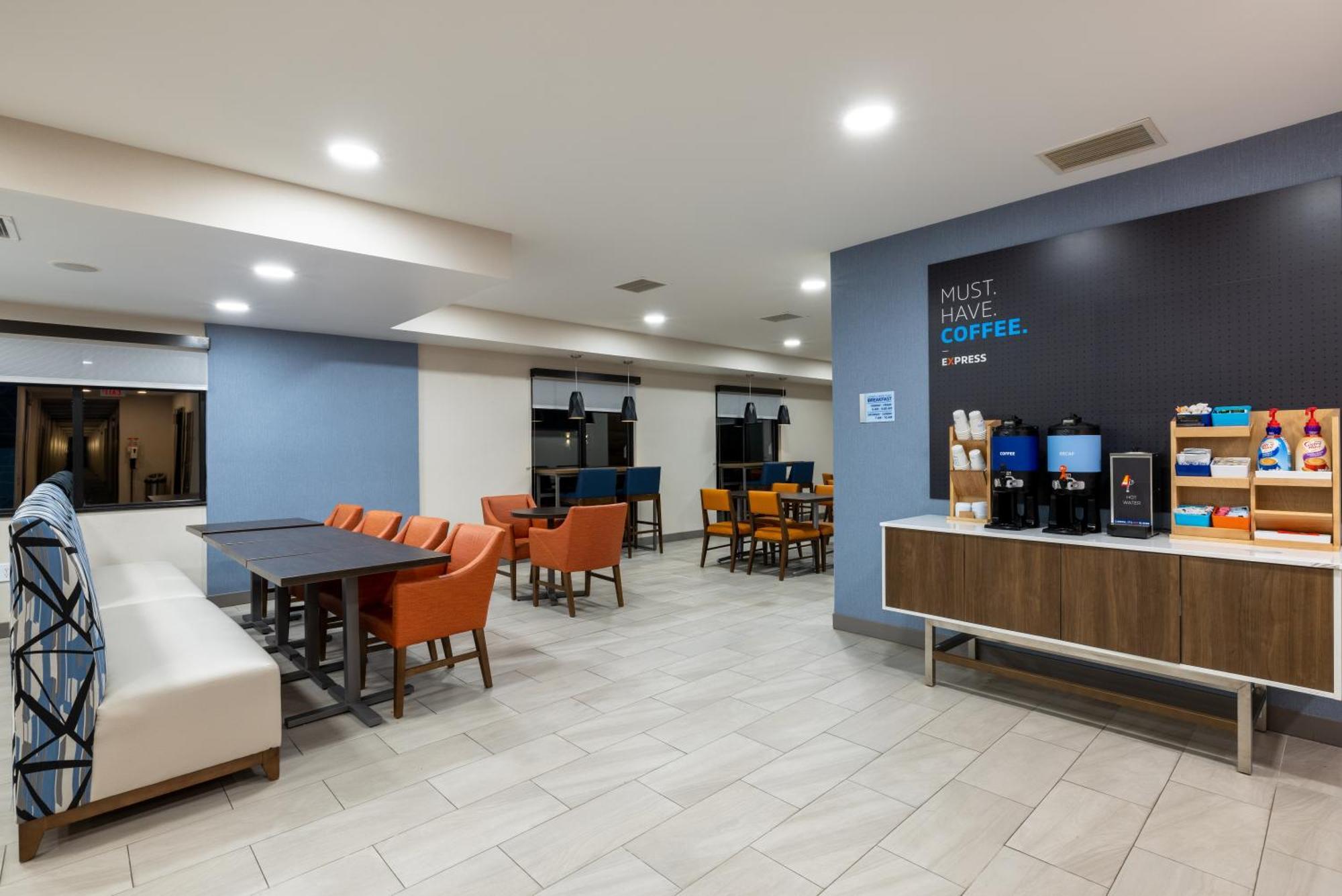 Holiday Inn Express Rochester South - Mayo Area By Ihg Exterior foto